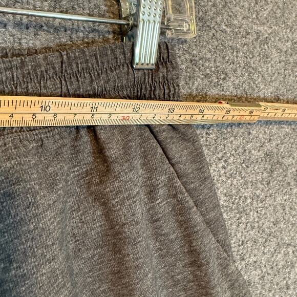 Lululemon Shorts Mens Small Gray Performance Outdoors Stretch Casual - Picture 6 of 8